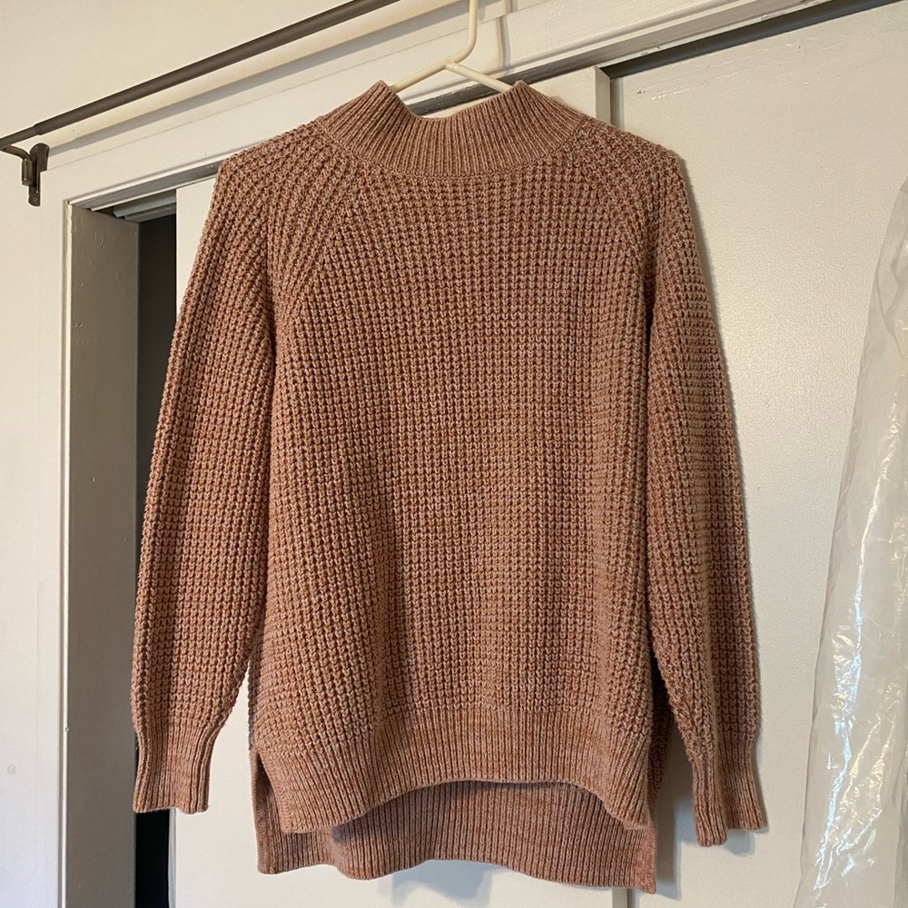 BDG sweater size small